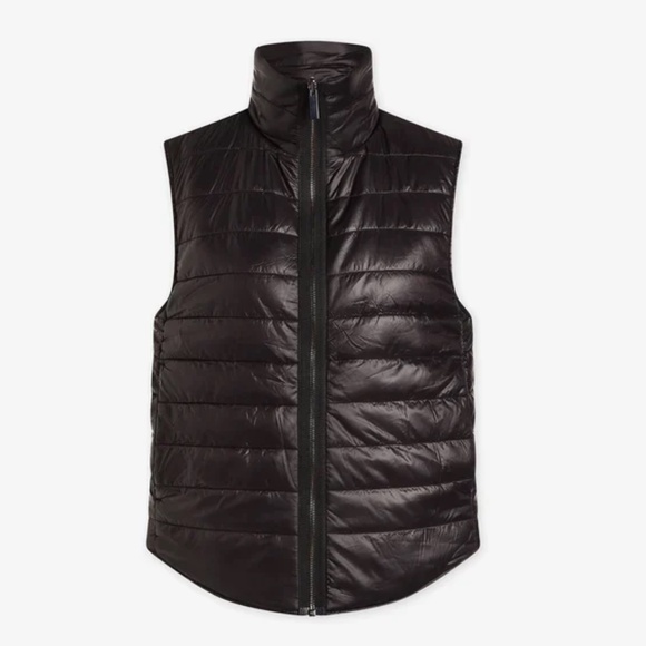 Varley Ellis Reversible Faux Shearling Lined Puffer Vest - size M - NEW - Picture 2 of 12